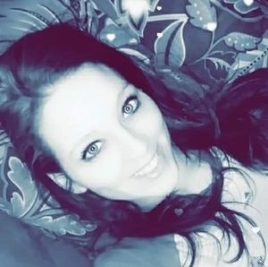 Meet your Posher, Pamela